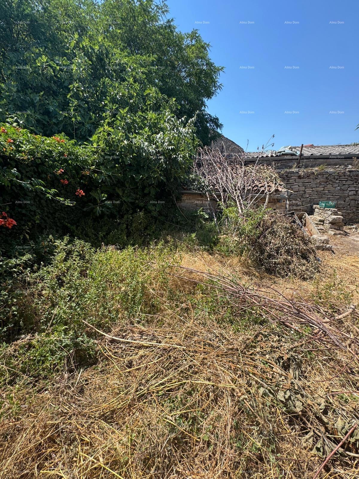 In vendita: Autentica casa in pietra con giardino – Vodnjan.