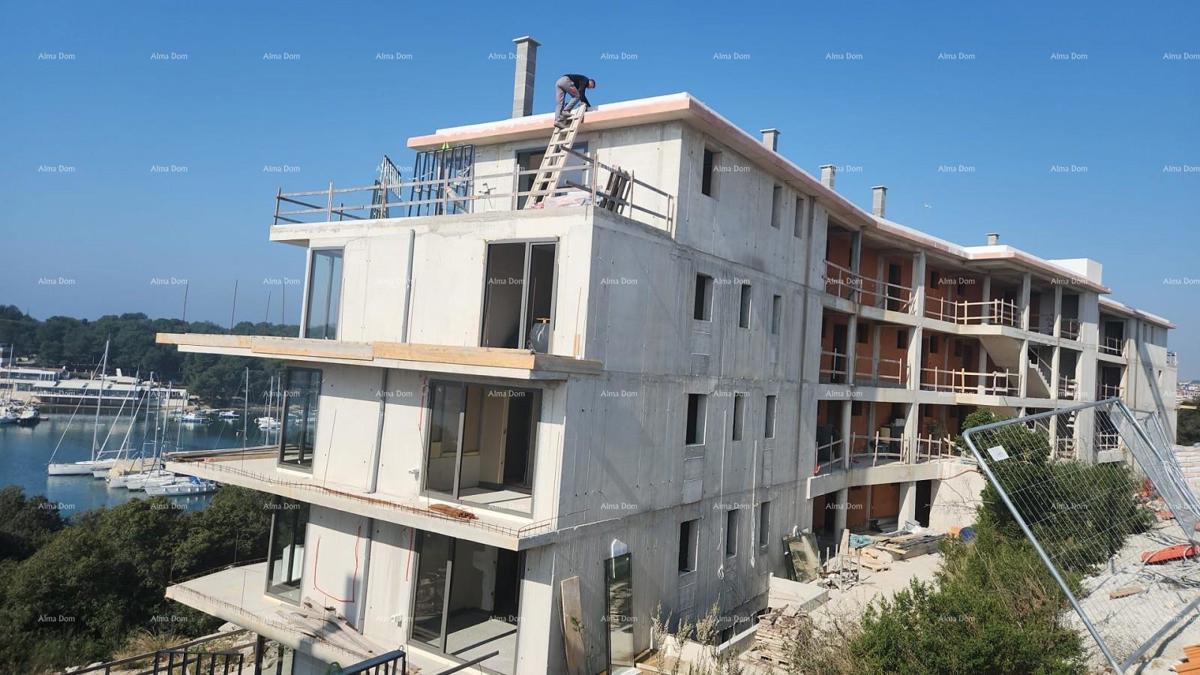 Appartamento di lusso con vista mare e posto auto, Pula, Veruda!