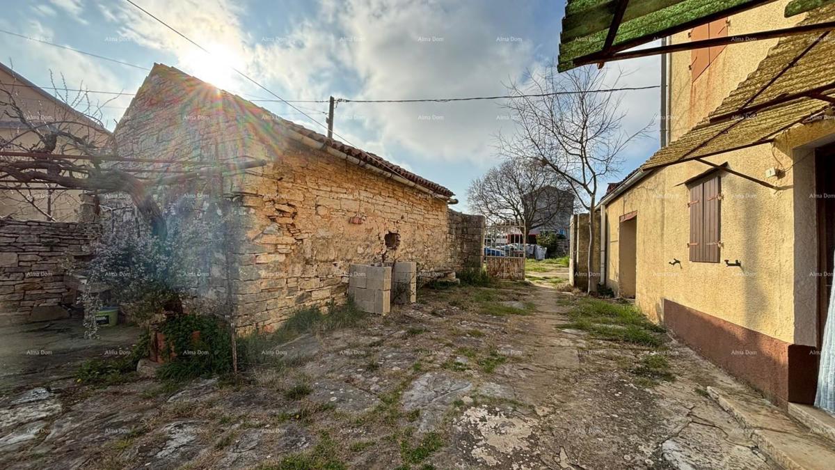 GALIŽANA - casa con diversi edifici e ottimo potenziale di ristrutturazione