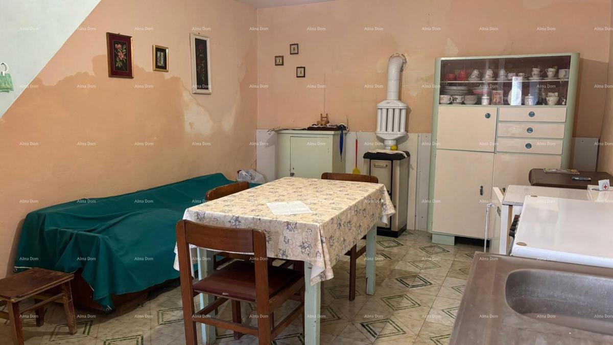 GALIŽANA - casa con diversi edifici e ottimo potenziale di ristrutturazione