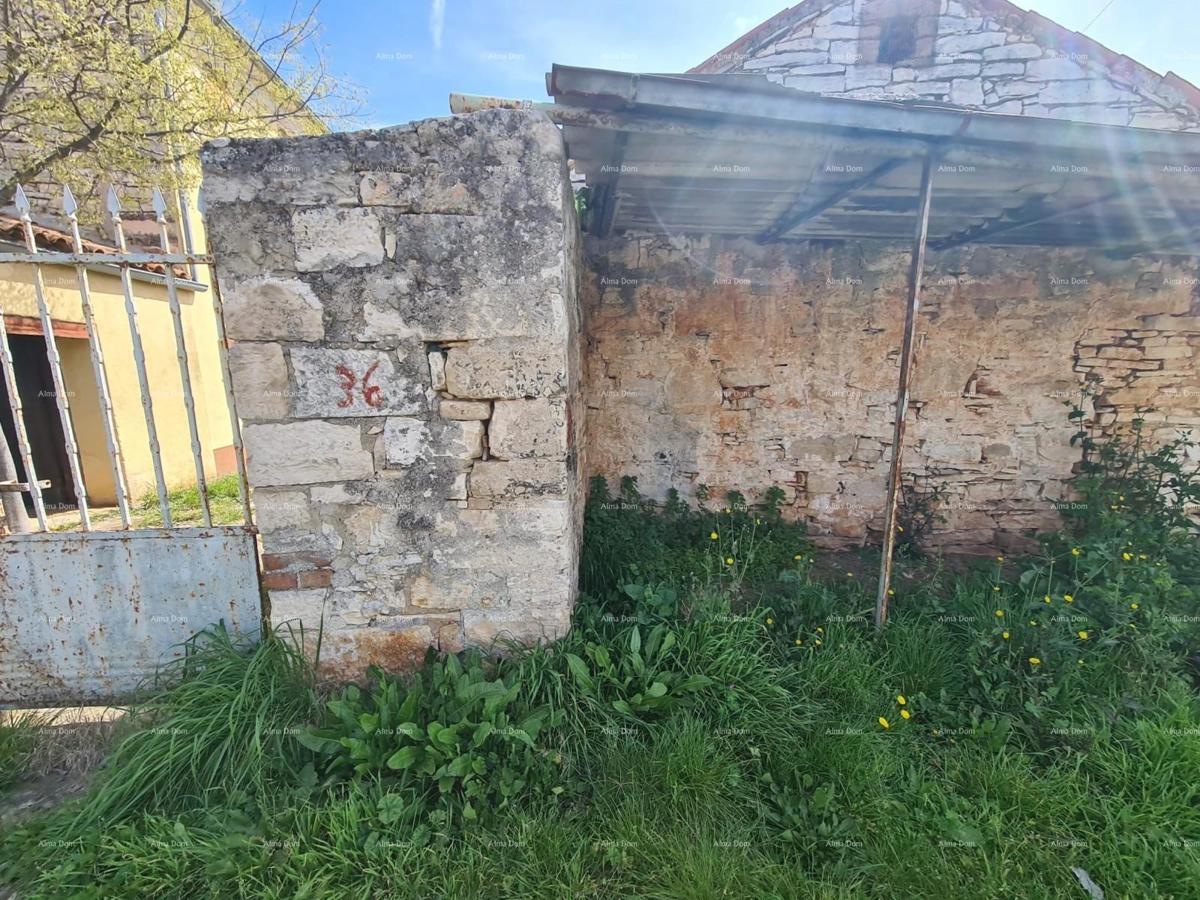 GALIŽANA - casa con diversi edifici e ottimo potenziale di ristrutturazione