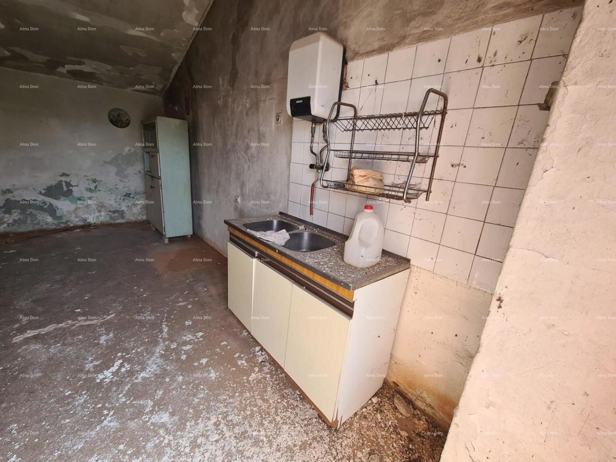 GALIŽANA - casa con diversi edifici e ottimo potenziale di ristrutturazione