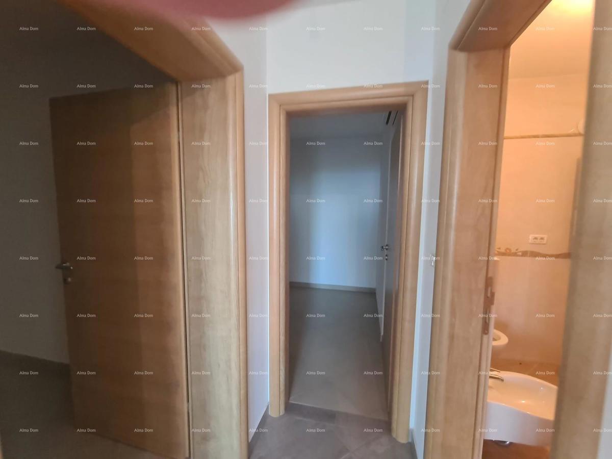 In vendita affascinante appartamento di 60 m², Duga Uvala – vista mare