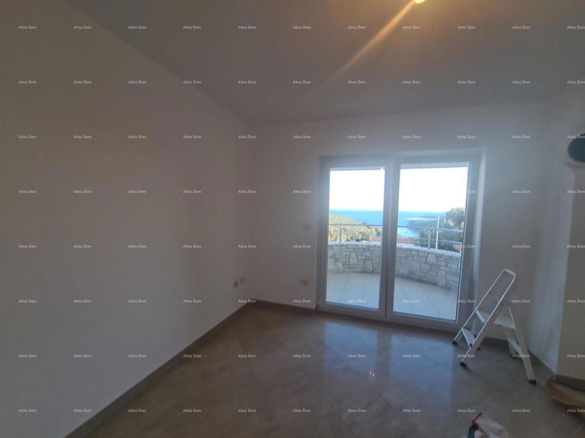 In vendita affascinante appartamento di 60 m², Duga Uvala – vista mare