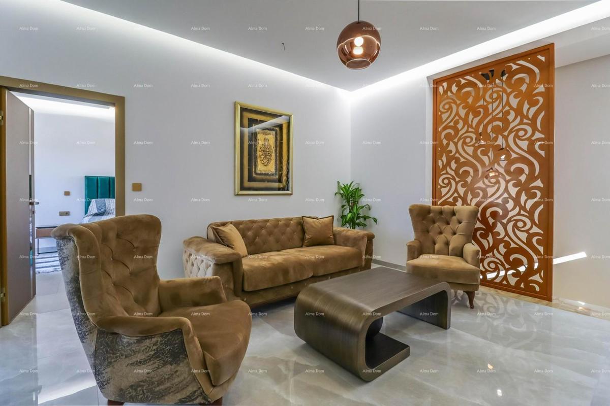 IN VENDITA: Villa moderna indipendente vicino a Pola – Loborika.