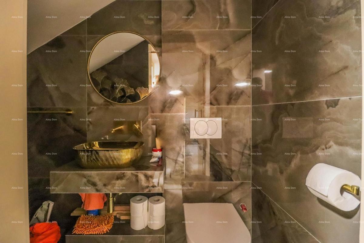 IN VENDITA: Villa moderna indipendente vicino a Pola – Loborika.