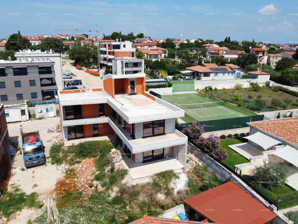 Villa con piscina e vista mare, Tar!