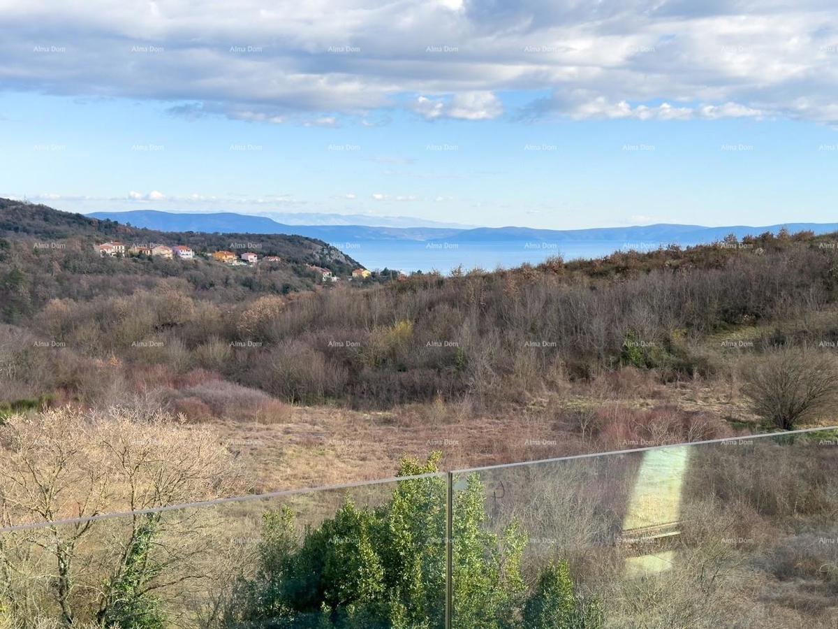 Bellissimo appartamento in palazzina bifamiliare. ALBONO