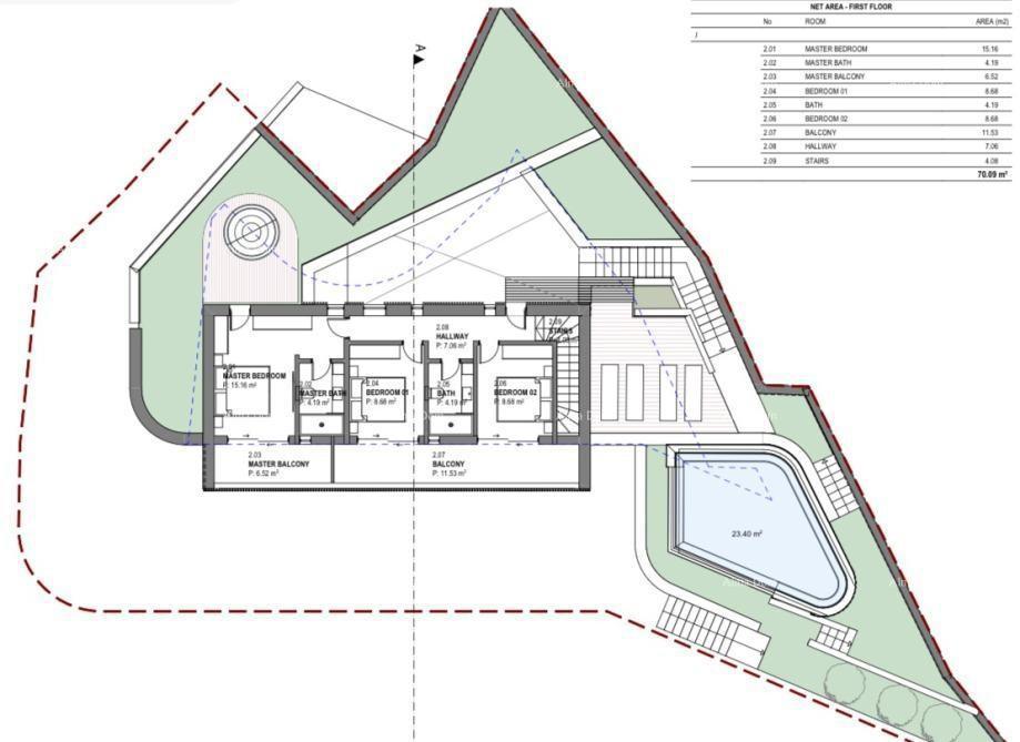 Terreno edificabile con rudere in vendita a Labin, con vista mare e progetto incluso.