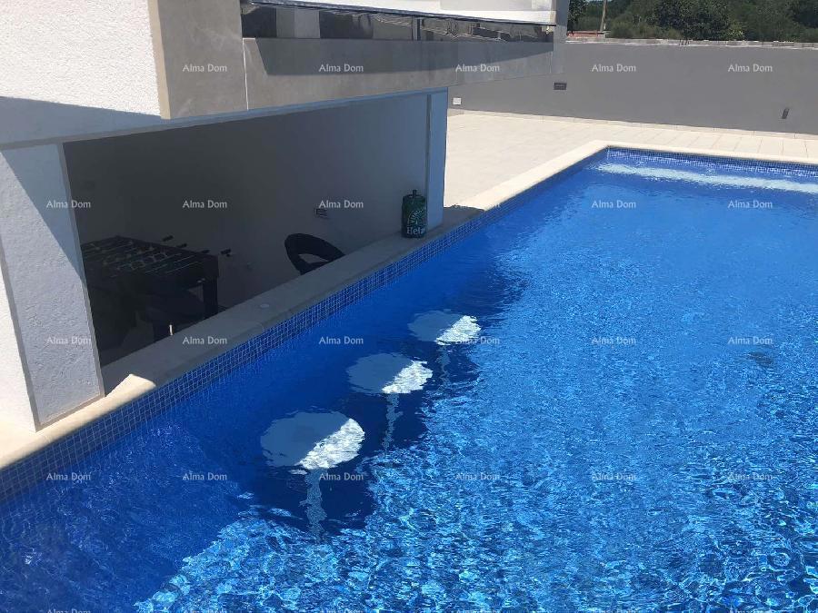 Loborika  La vila con la piscina!