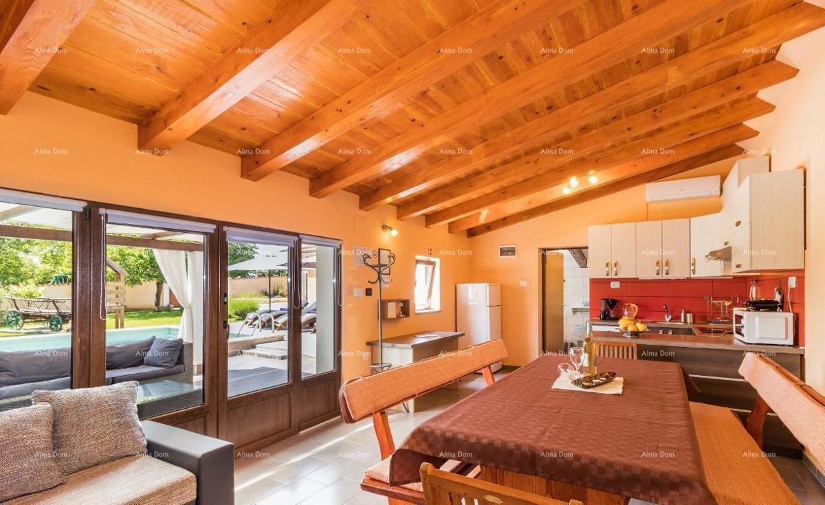 Villa con piscina in vendita, Gimino