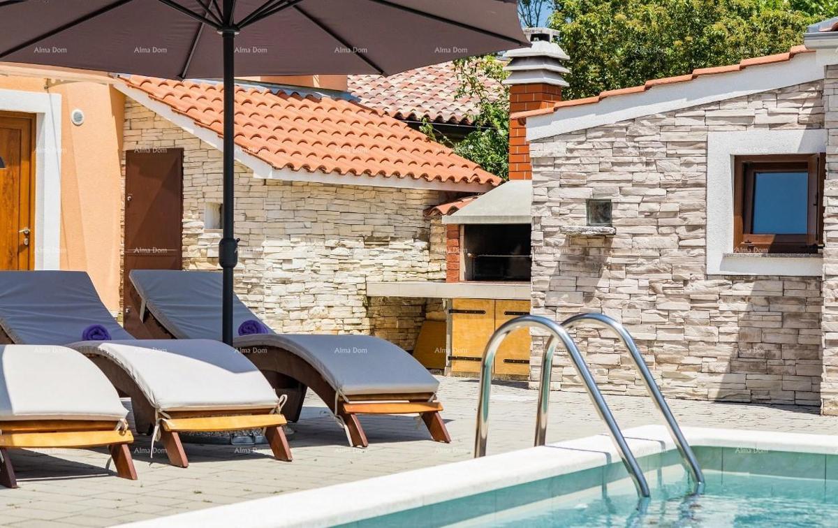 Villa con piscina in vendita, Gimino