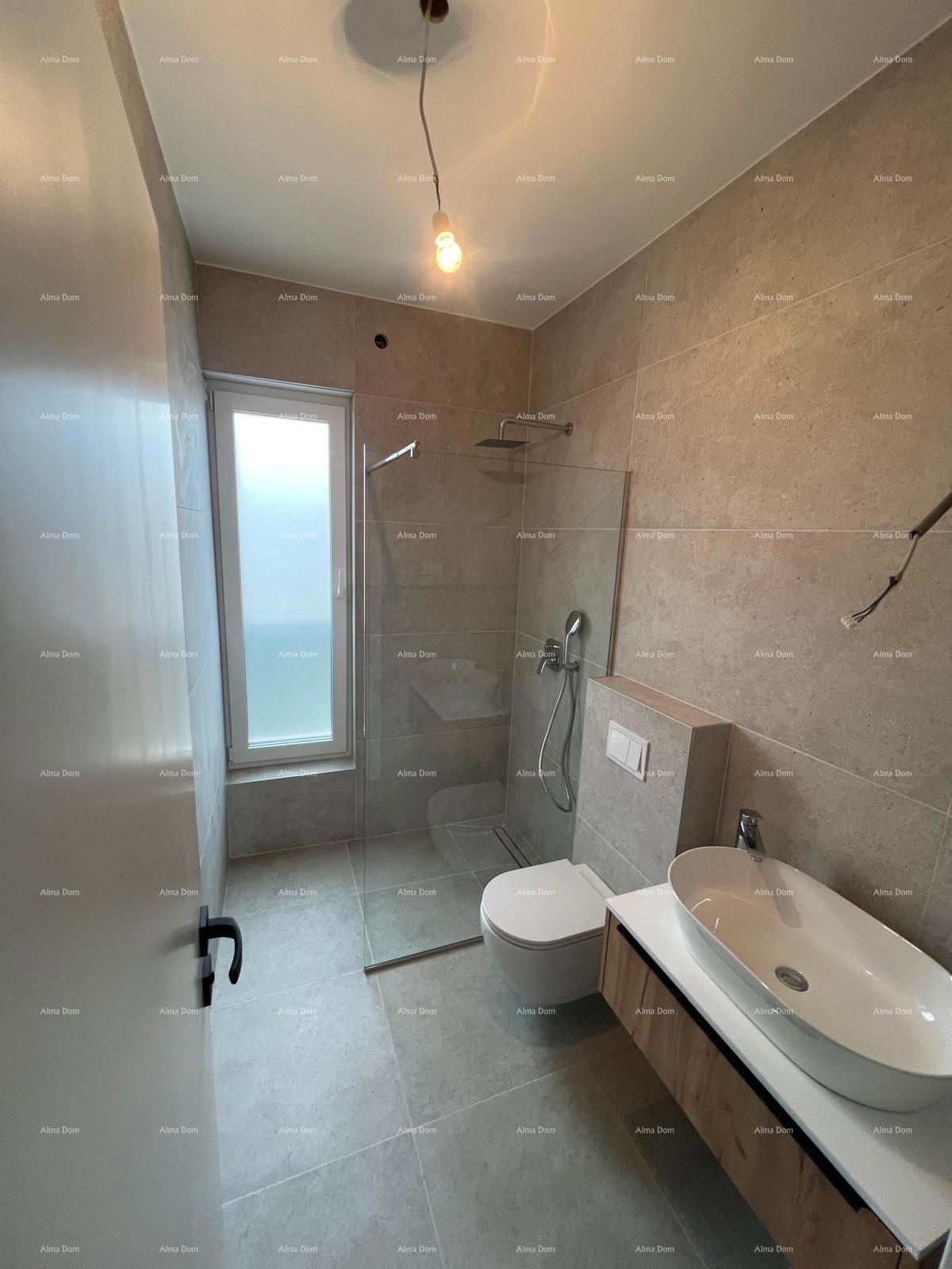 Lussuoso appartamento duplex con vista mare, Tar, Poreč!