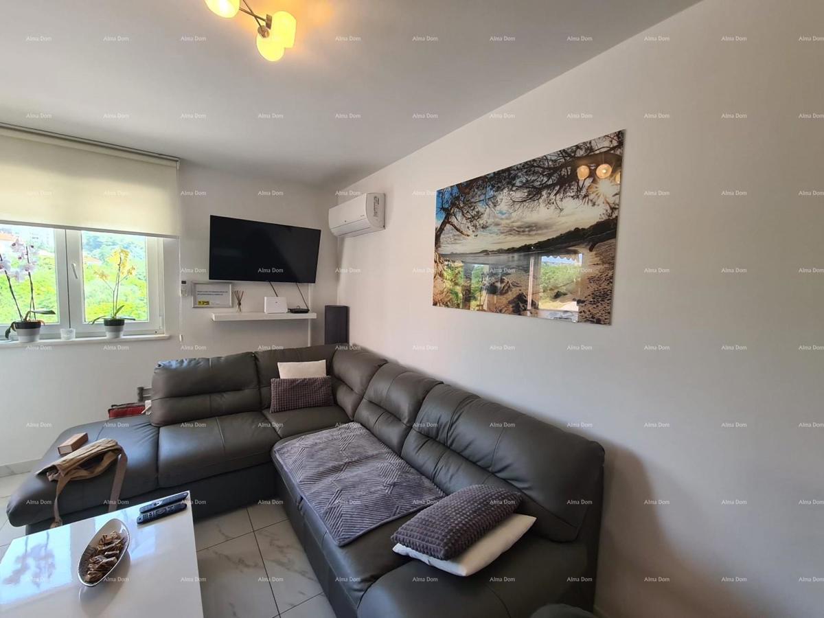 Valkane. Un appartamento in vendita in una posizione attraente a Pola