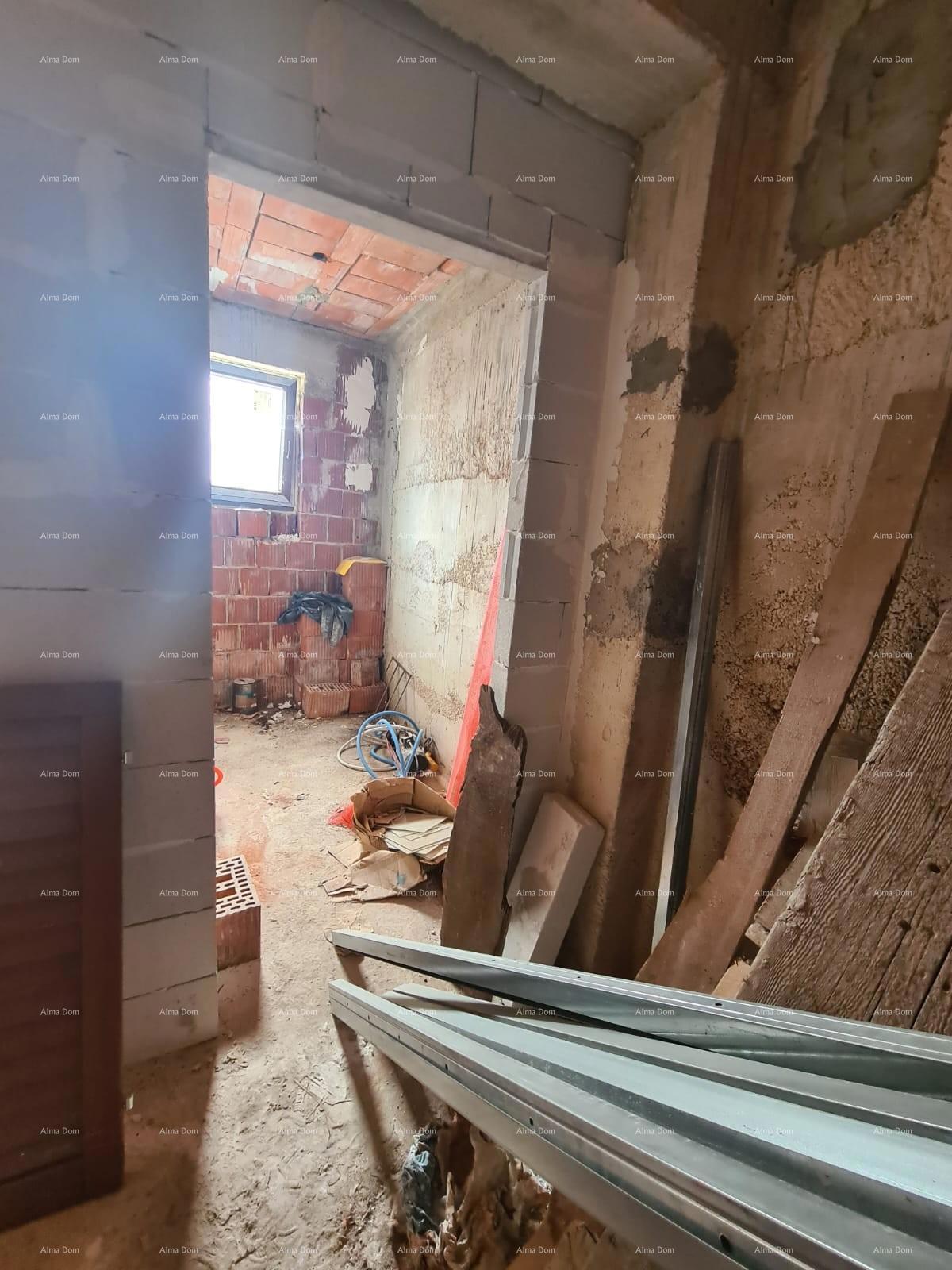 In vendita casa con cantina in fase di ristrutturazione, Krnica!