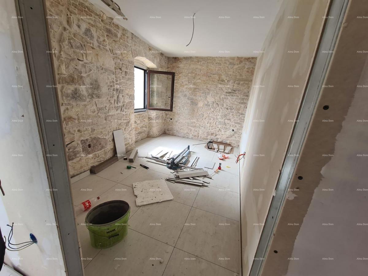 In vendita casa con cantina in fase di ristrutturazione, Krnica!