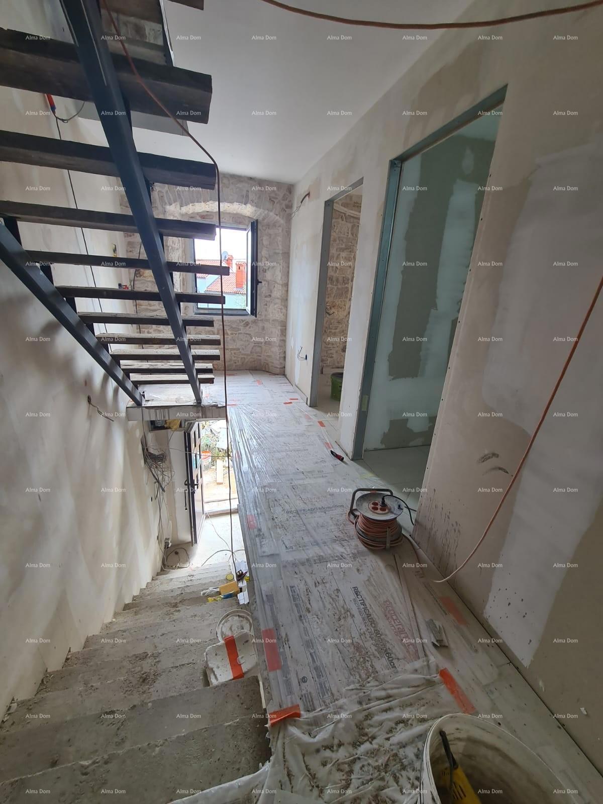 In vendita casa con cantina in fase di ristrutturazione, Krnica!