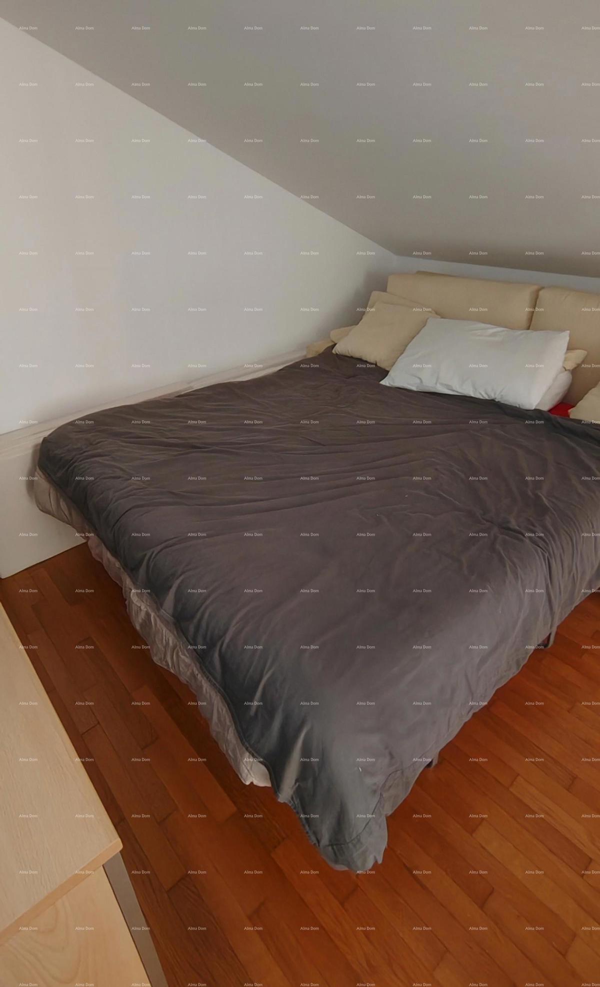 In italiano, il titolo si traduce come: