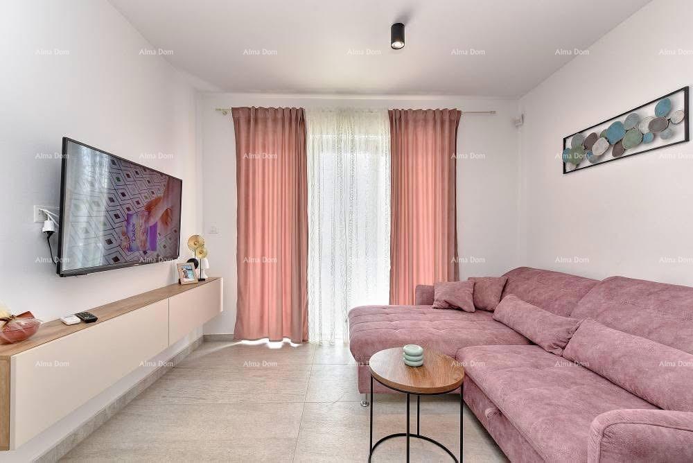 Casa Peroj