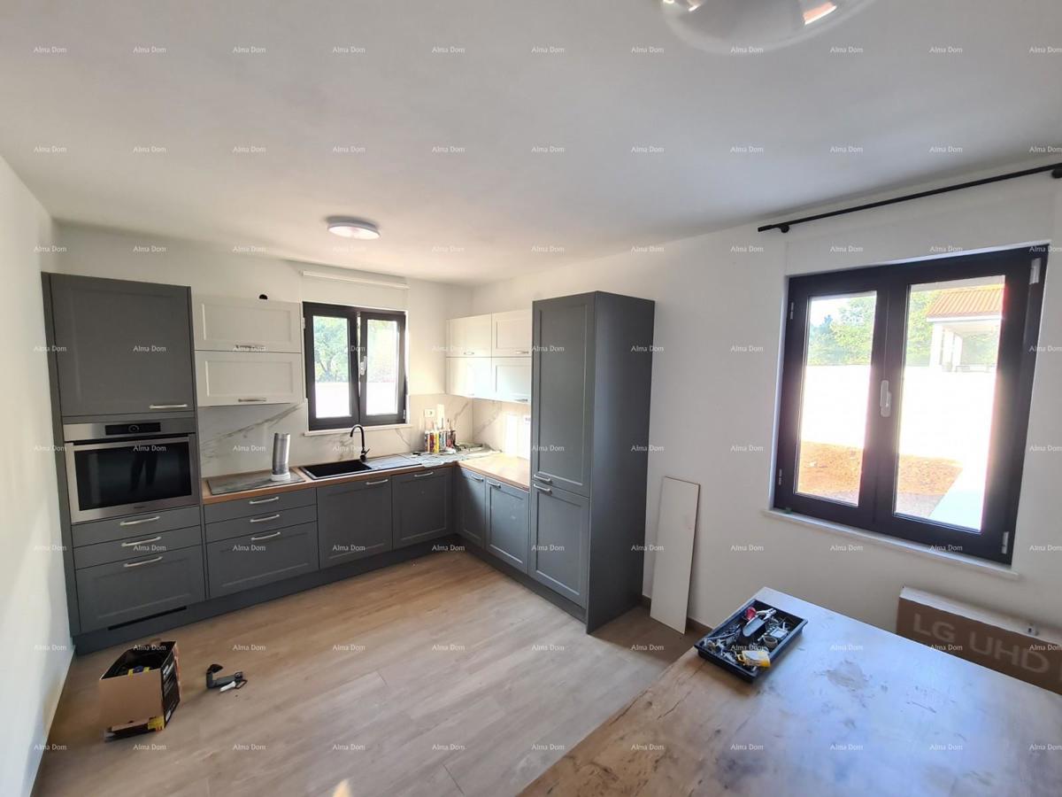 Casa con piscina! Vicino a Medolino!