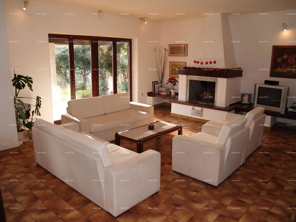 Ližnjan – Ampia casa familiare con grande potenziale