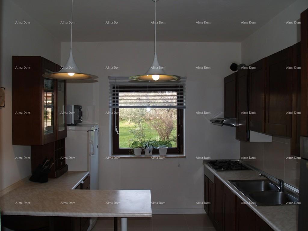 Ližnjan – Ampia casa familiare con grande potenziale