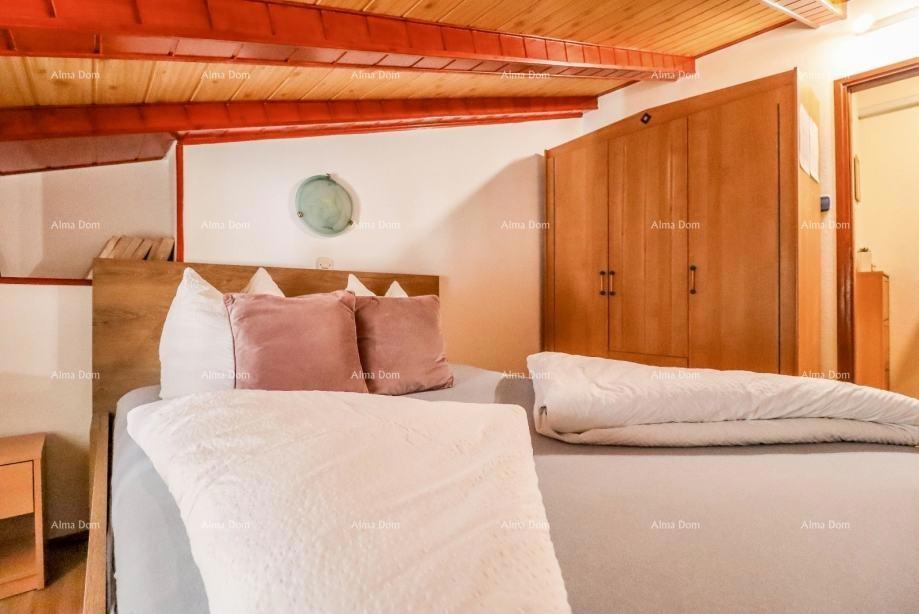 Bell'appartamento a Rovigno – 55 m², su due piani, con vista sulla città vecchia