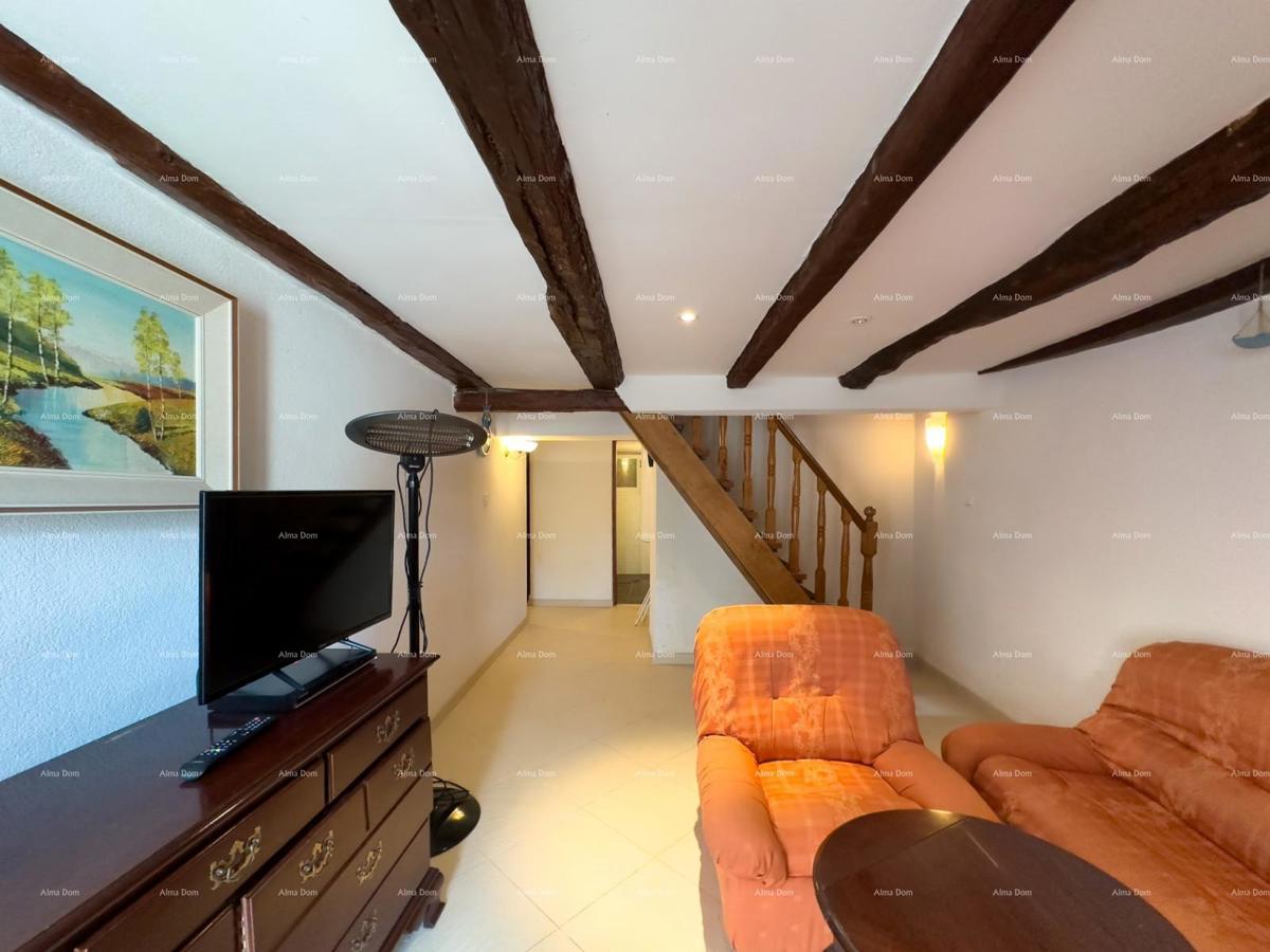 Vendiamo una casa nel centro di Ližnjan!