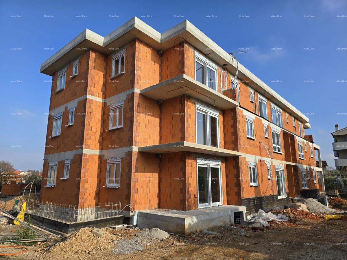 In vendita appartamento in nuovo progetto residenziale con posto auto, Štinjan!
