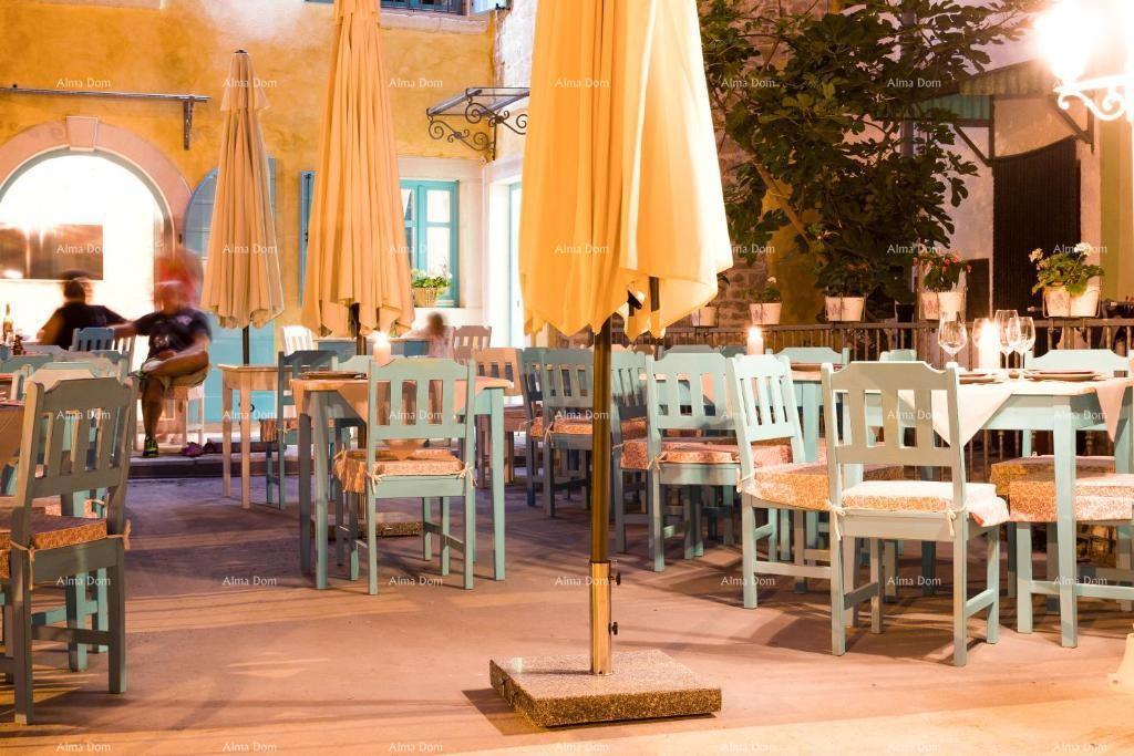 Vendita - hotel familiare nel cuore del centro storico della città di pescatori, Fasana! 100 m dal mare!