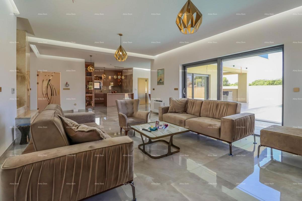 IN VENDITA: Villa moderna indipendente vicino a Pola – Loborika.