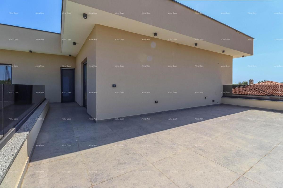 IN VENDITA: Villa moderna indipendente vicino a Pola – Loborika.