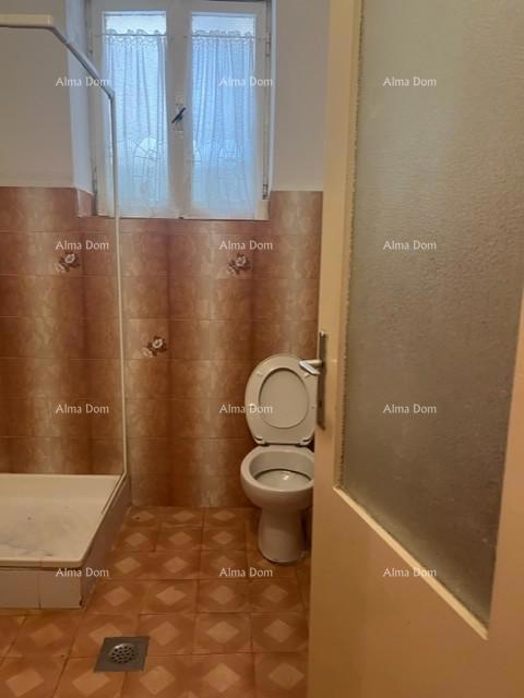 Casa affascinante a Vrsar con potenziale di ristrutturazione vicino alla costa