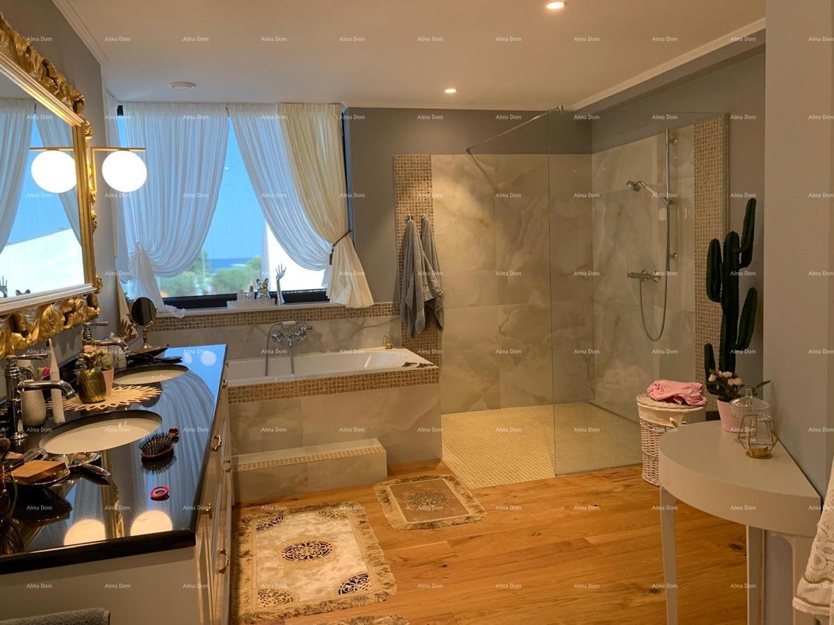 Vendita - Splendida, moderna villa con piscina - casa intelligente, Fažana! Vista mare!