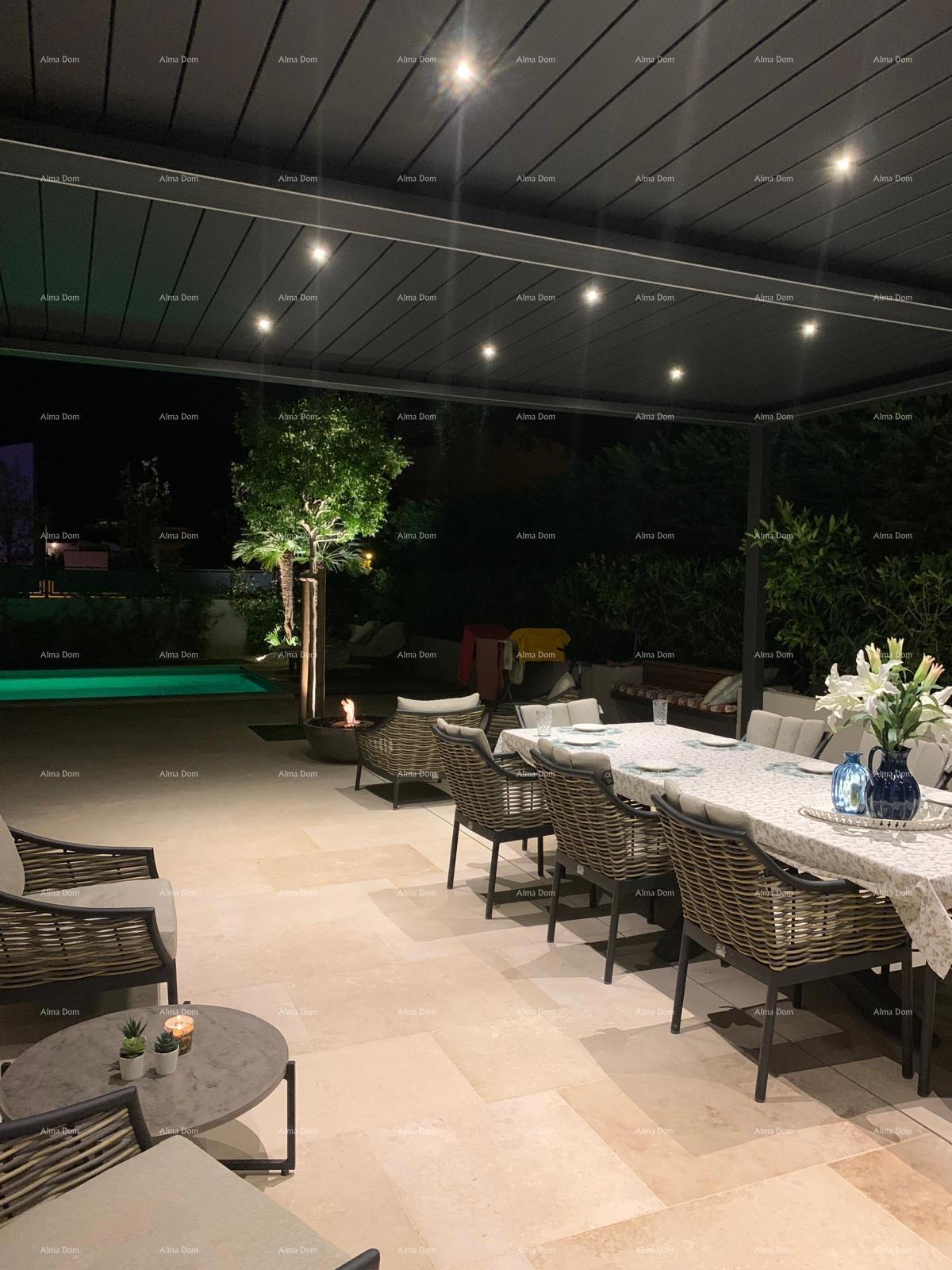 Vendita - Splendida, moderna villa con piscina - casa intelligente, Fažana! Vista mare!