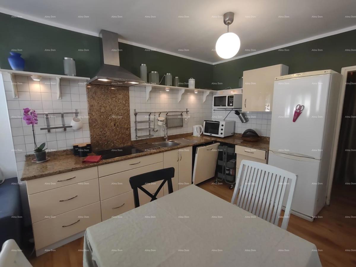 POLA - casa in ottima posizione (2 spazi separati)