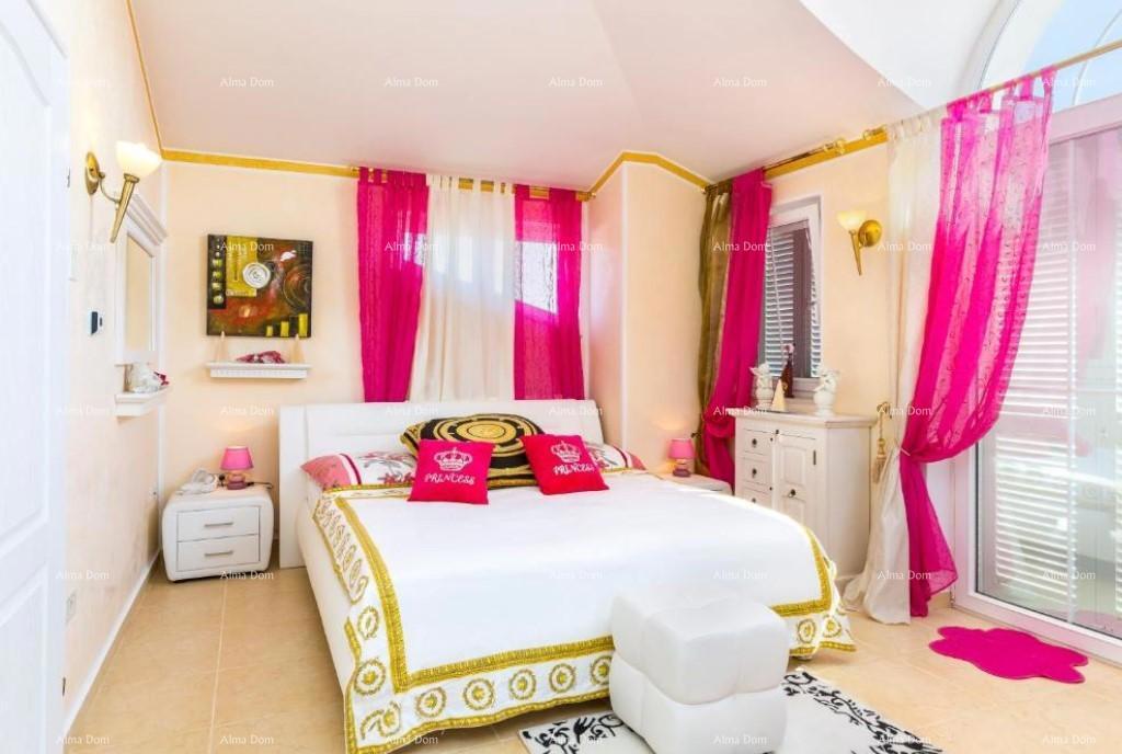 Casa con appartamenti e piscina a Premantura – vista mare!