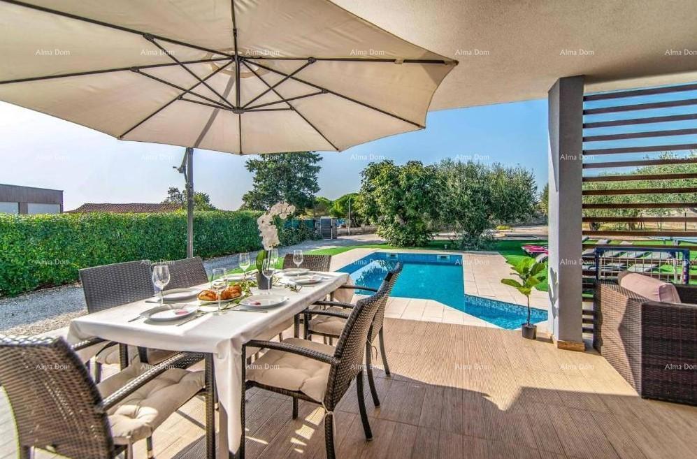 VODNJAN – Moderna villa con piscina, vista sui Brijuni e ampio giardino!