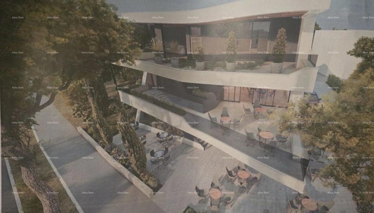 Vendita di terreno edificabile con progetto approvato per la costruzione di un edificio commerciale, Medulin!