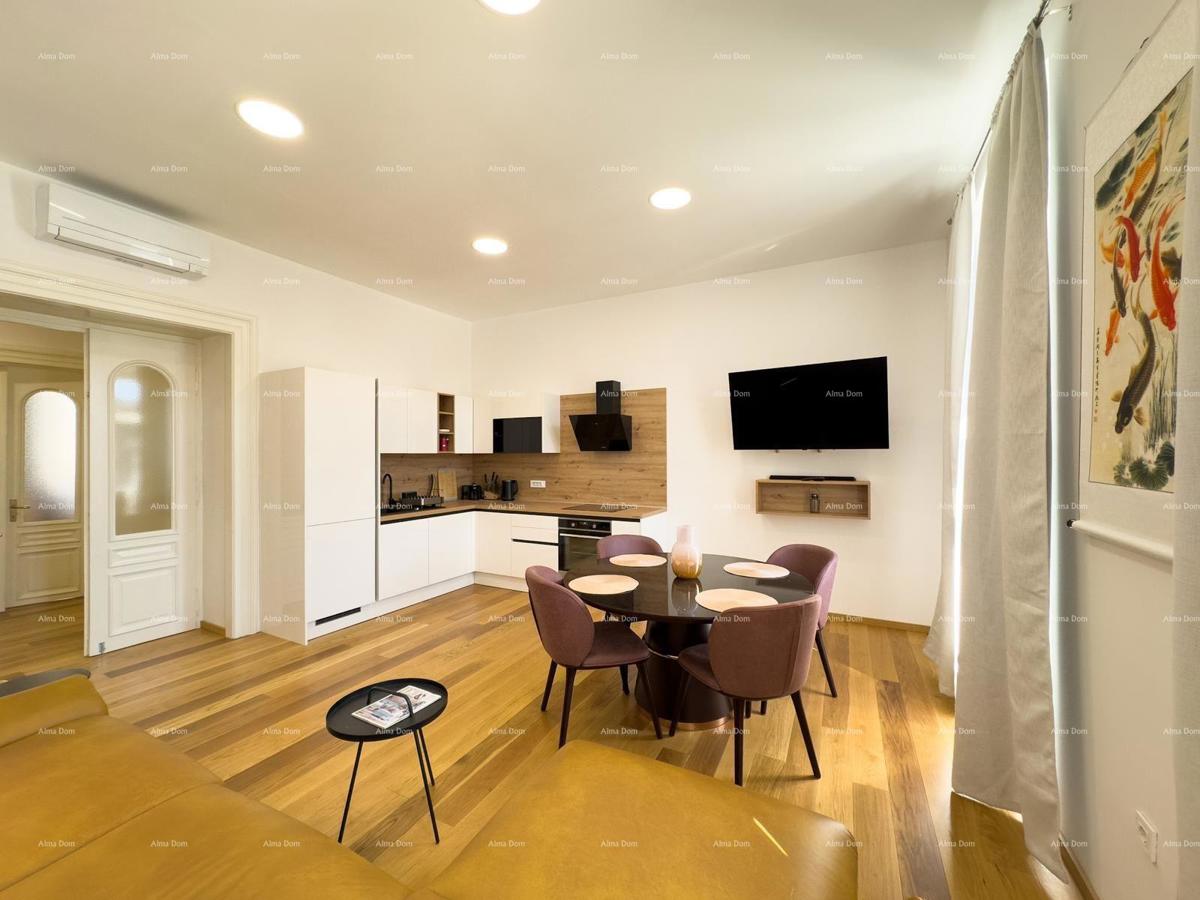 Bellissimo appartamento ristrutturato in pieno centro, sul mercato cittadino