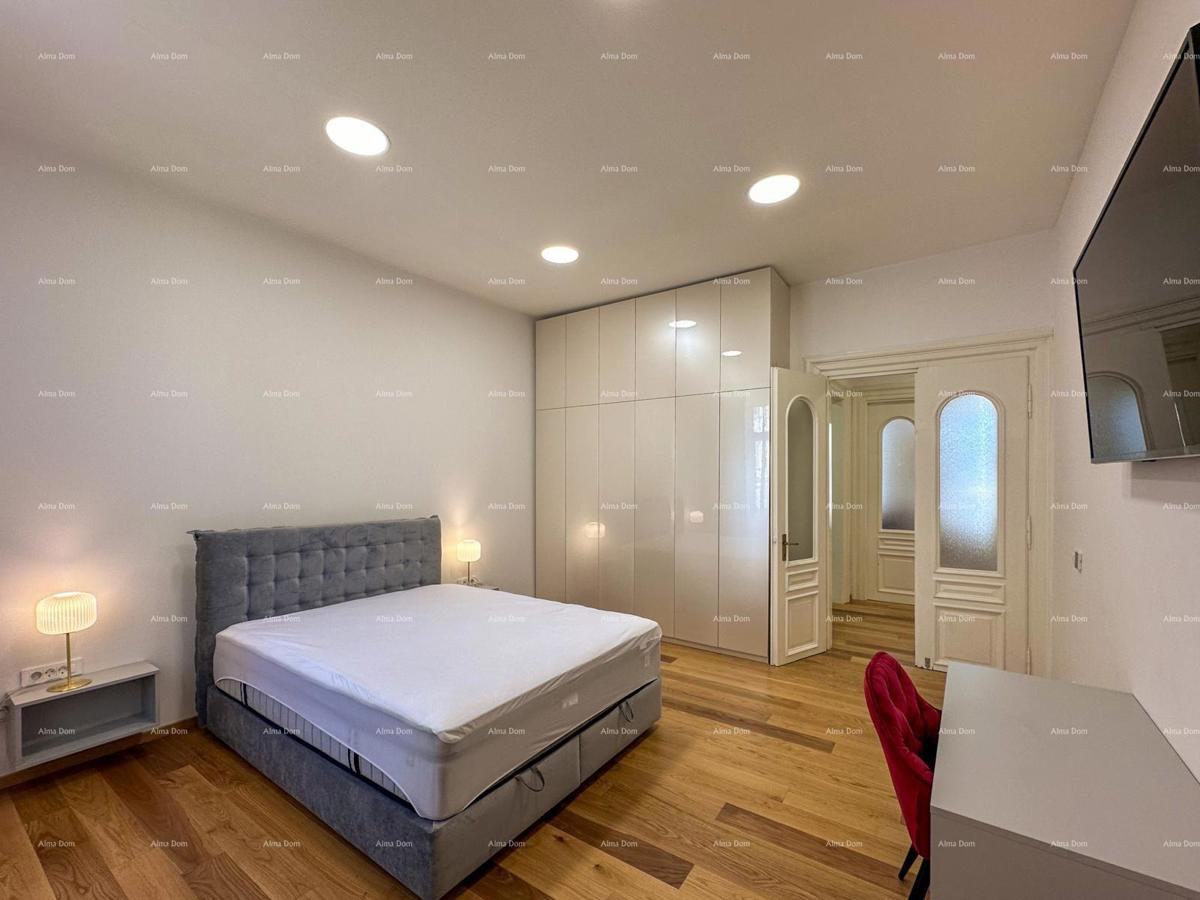 Bellissimo appartamento ristrutturato in pieno centro, sul mercato cittadino