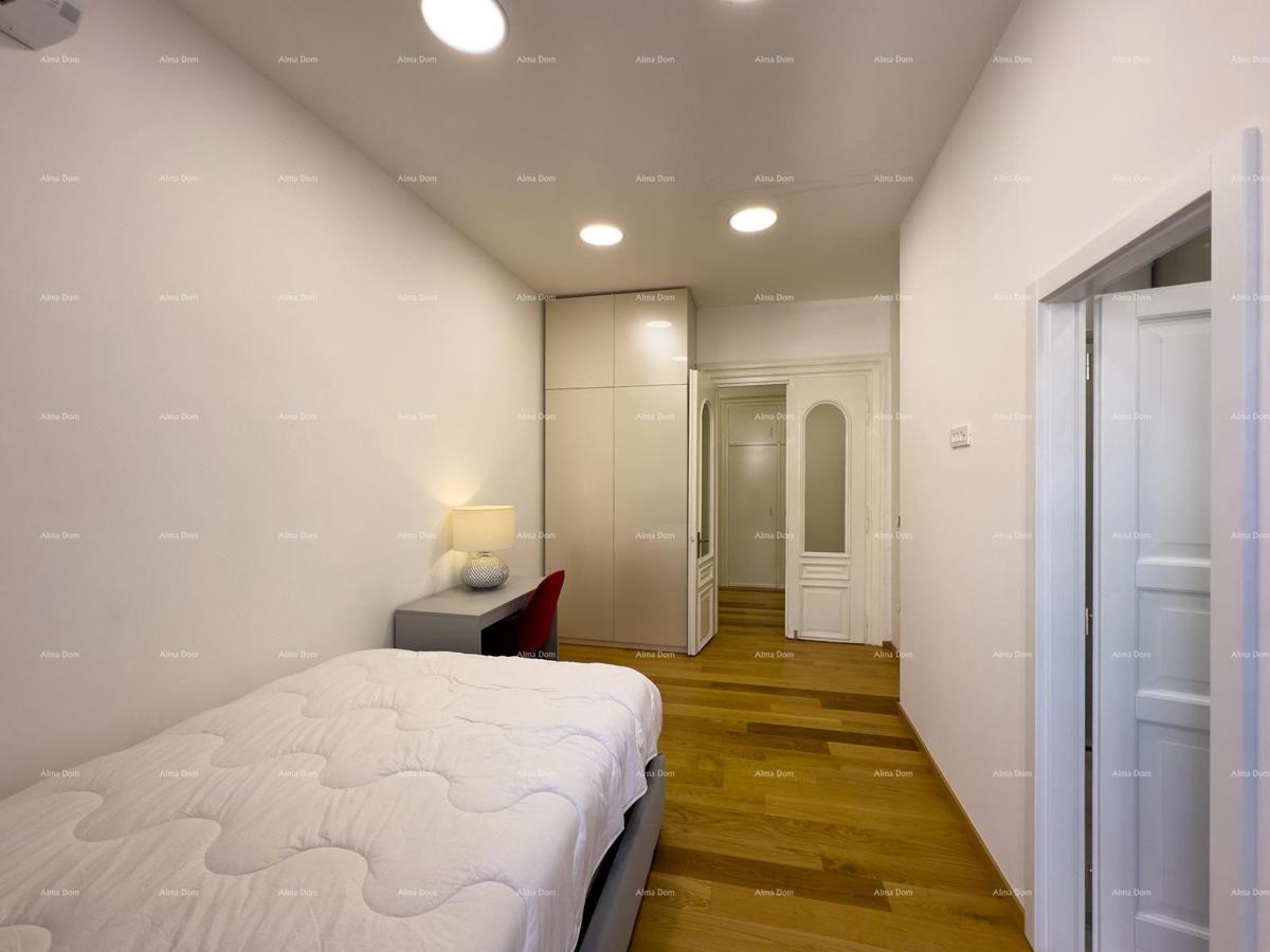 Bellissimo appartamento ristrutturato in pieno centro, sul mercato cittadino