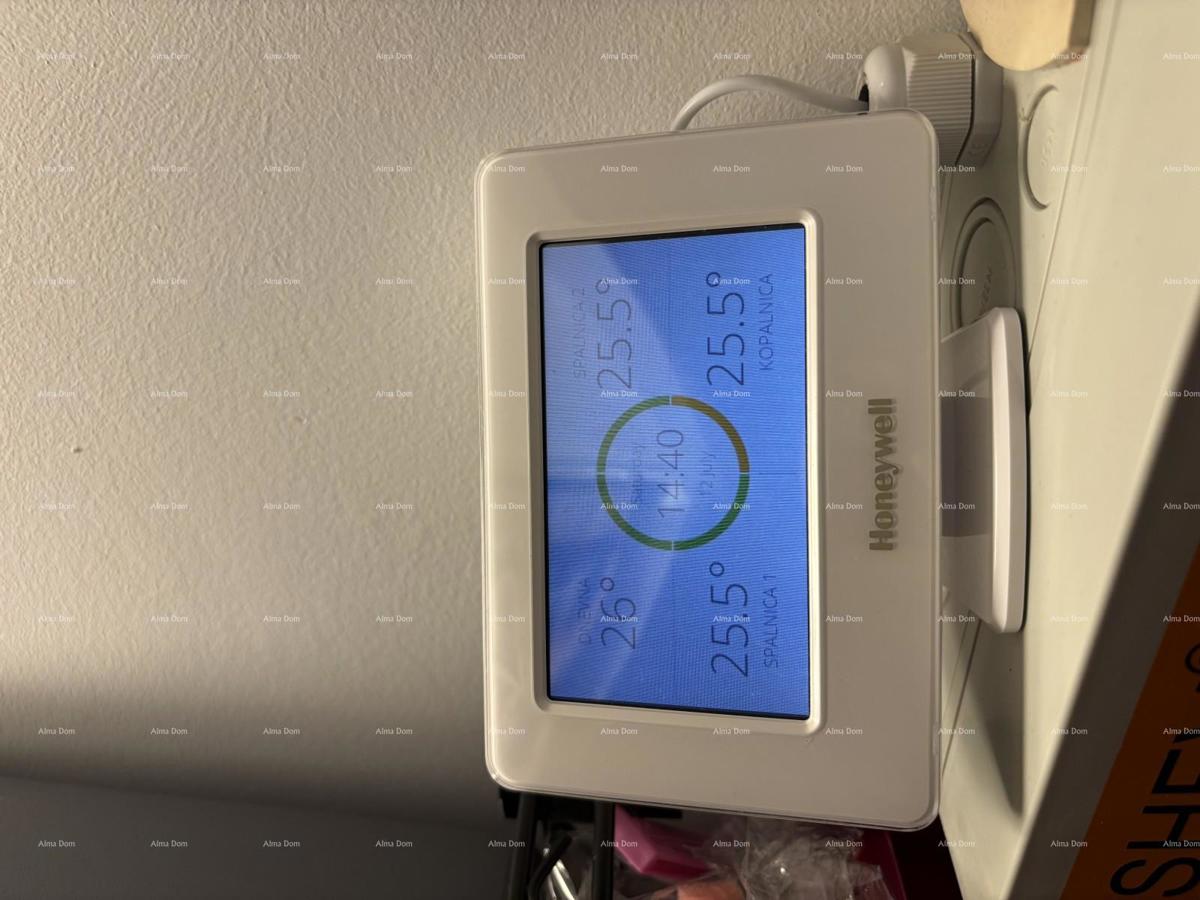 PEROJ – Appartamento moderno con vista mare — solo 800 m dalla spiaggia