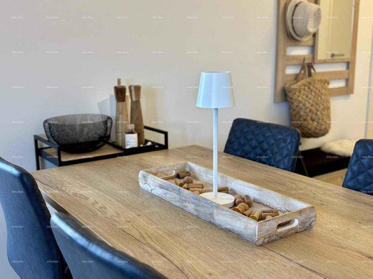 PEROJ – Appartamento moderno con vista mare — solo 800 m dalla spiaggia