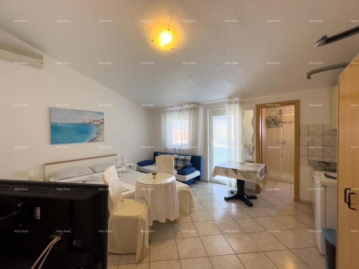 MEDOLINO!  MONOLOCALE AL SECONDO PIANO