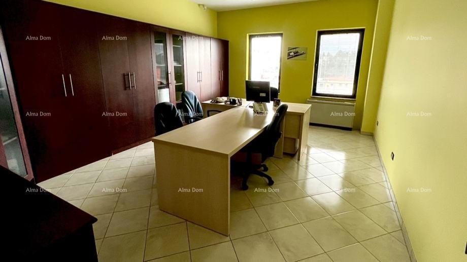 BUJE – SPAZIO MAGAZZINO / UFFICIO IN VENDITA | ZONA COMMERCIALE