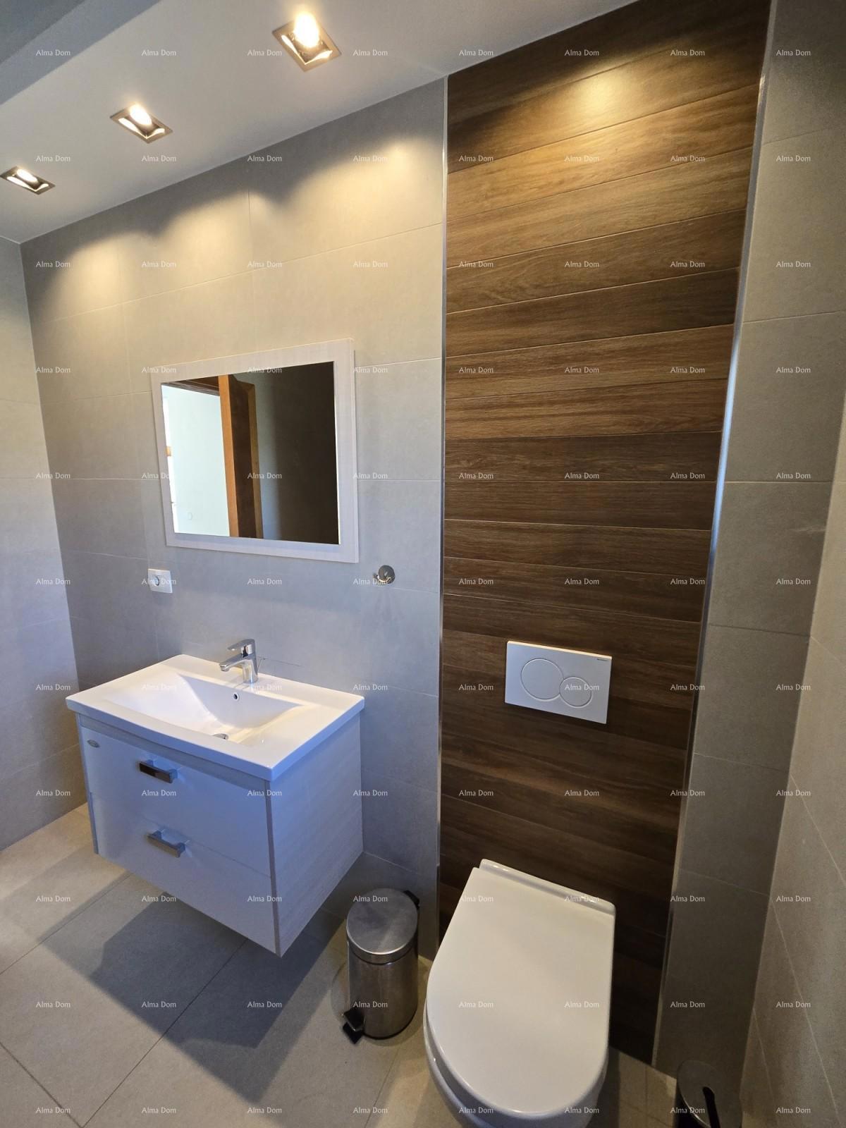 Moderna casa con piscina a Pola, vicino al centro!