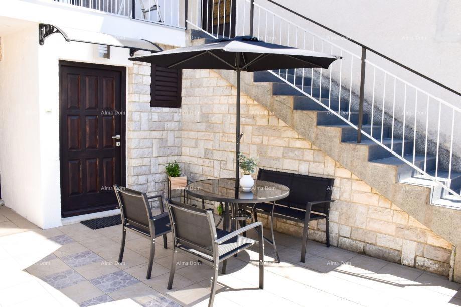 Prostrani appartamento a Poreč