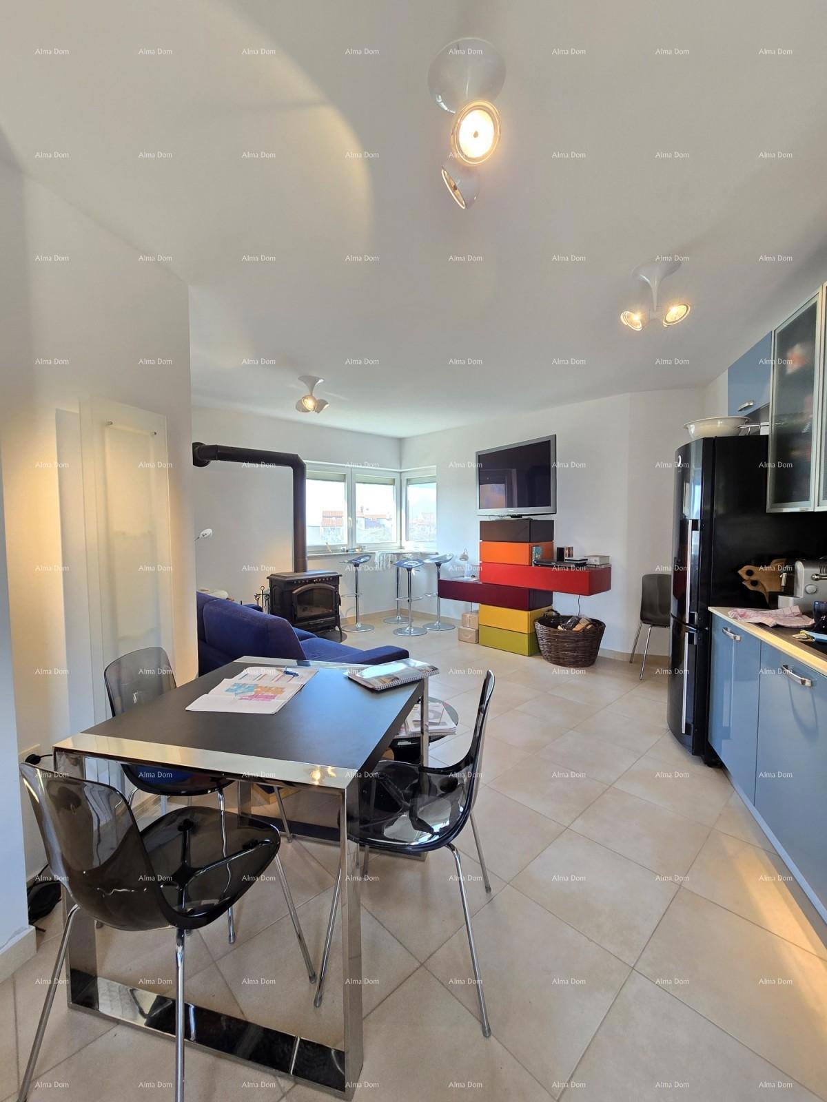 Bell'appartamento a Pola, a 1000 m dal mare! Permesso di costruzione