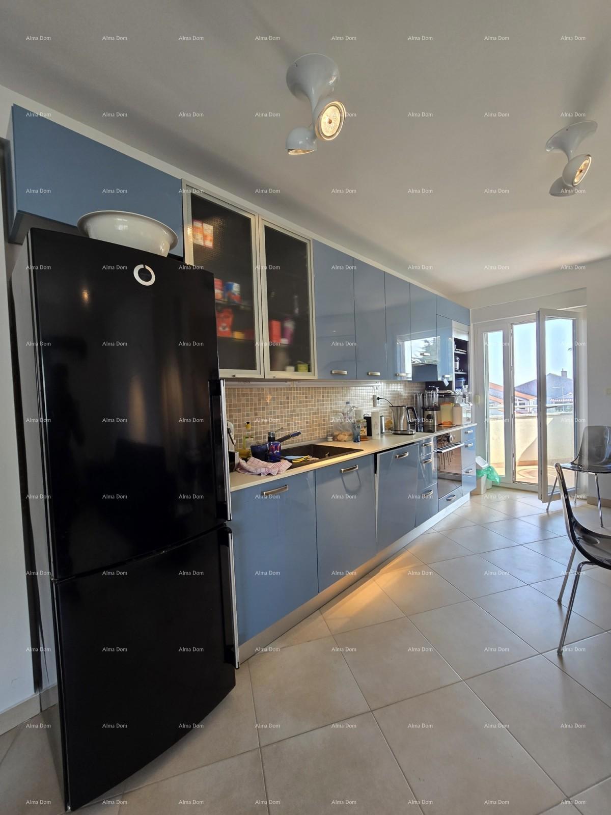 Bell'appartamento a Pola, a 1000 m dal mare! Permesso di costruzione